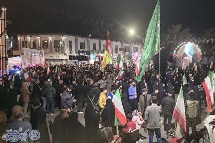 مردم ایران با حضور در میدان‌ها دنیا را شگفت‌زده کرده‌اند