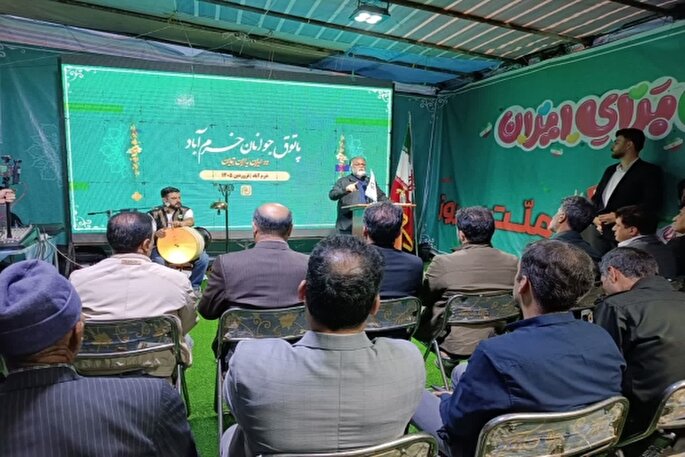 جوانان سرمایه‌های کلیدی در عرصه‌های مختلف هستند