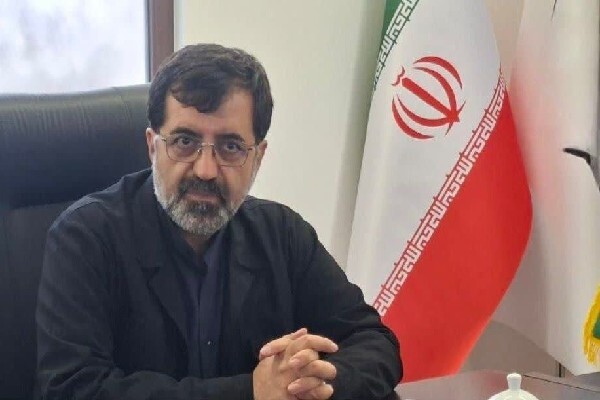 بازدید استاندار و شهردار قم از مناطق آسیب‌دیده جنگی