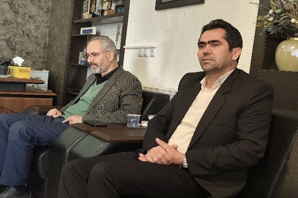 نشست خبری رئیس حوزه هنری و پژوهشگر کشوری