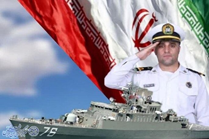 استقبال باشکوه مردم بابلسر از بازمانده ناوشکن دنا