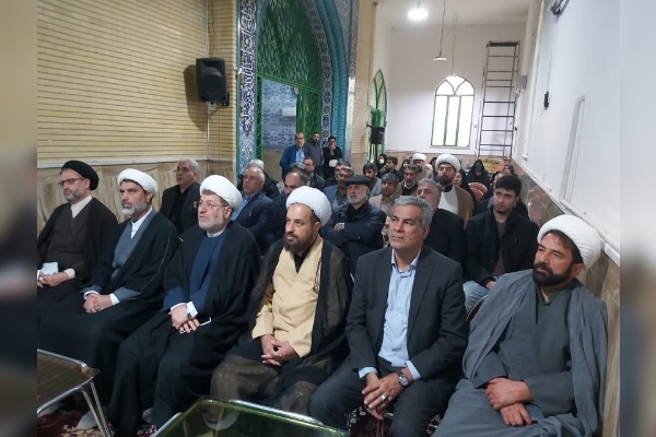 مراسم آغاز برنامههای «دهه کرامت» مراسم آغاز برنامههای «دهه کرامت»