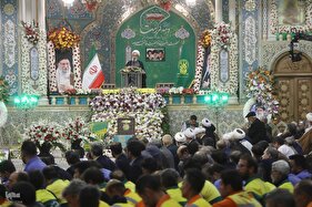 خطبه‌خوانی روز میلاد کریمه اهل بیت(س)
