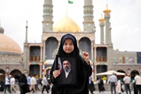 عکس | تجدید بیعت دختران قمی با سومین رهبر انقلاب ایران