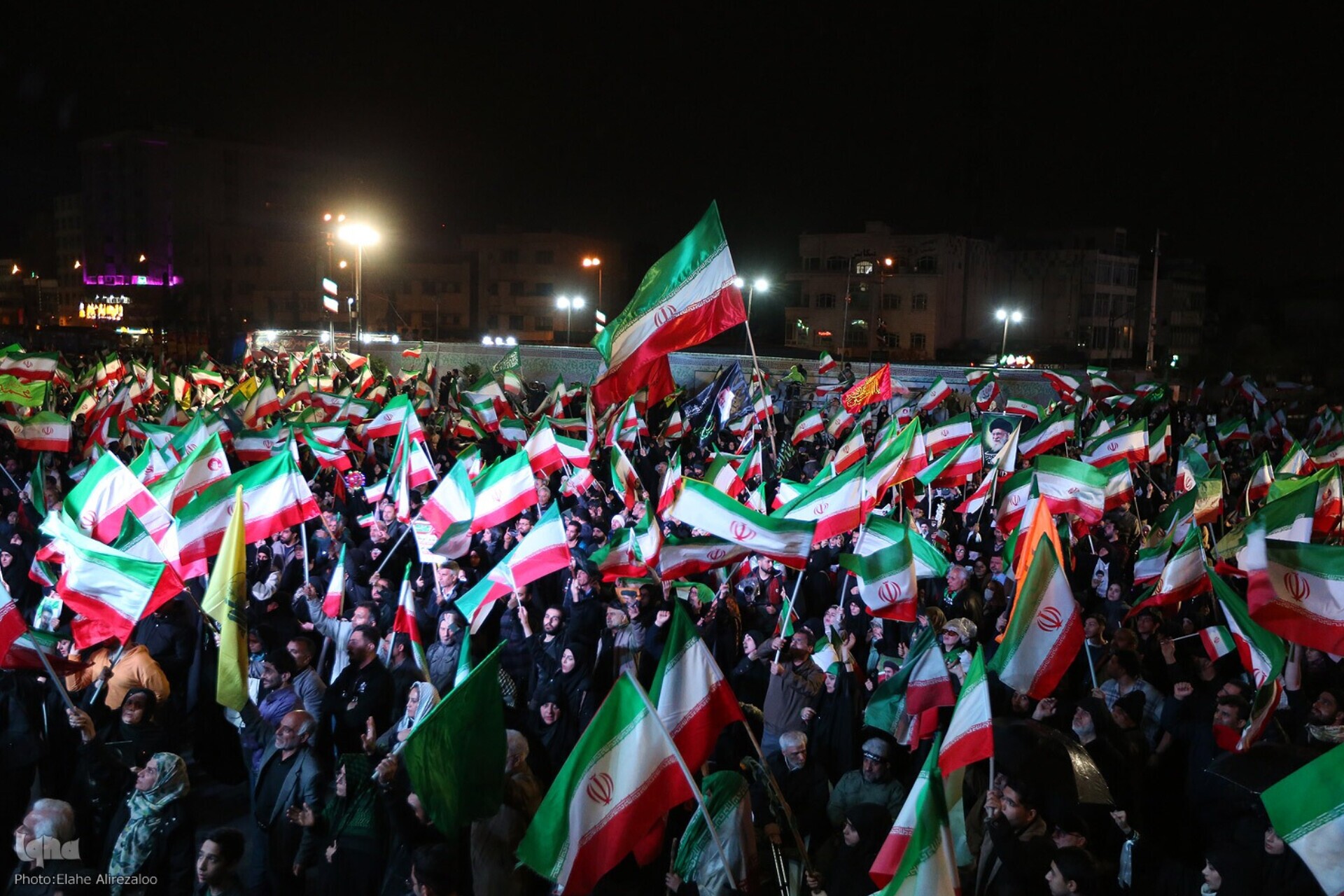 اجتماع خیابانی؛ آخرین امکان برای جنگِ شهری