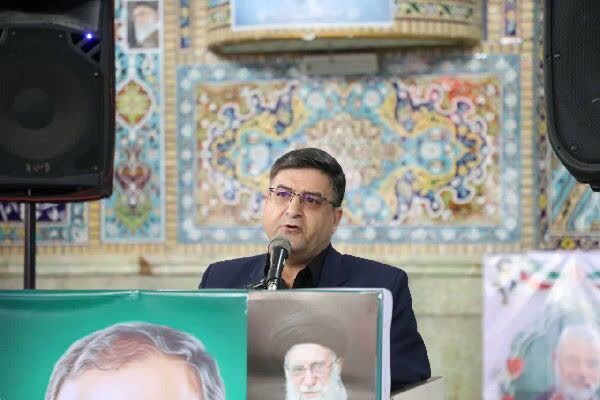جعفر مردانی استاندار چهارمحال و بختیاری در بزرگداشت شهید سلیمانی و شهدای جنگ رمضان