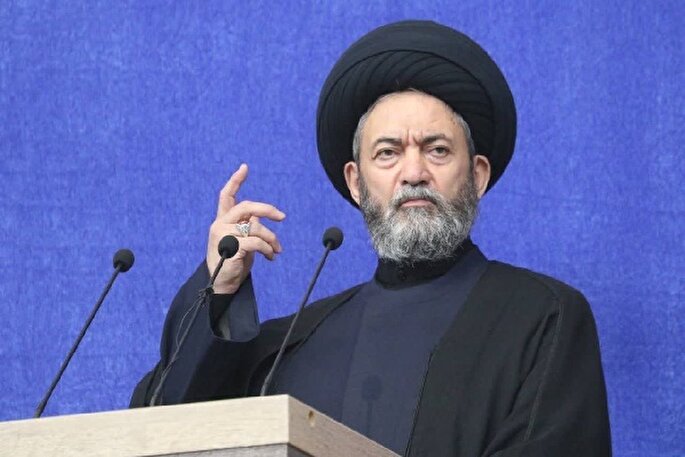 حضور مردم در میادین پشتوانه موشک‌های نیرو‌های مسلح است