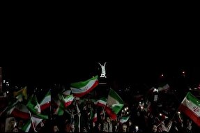 فیلم | حماسه‌آفرینی کردستانی‌ها در حمایت از رزمندگان اسلام