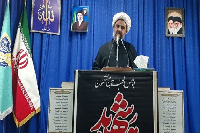 حضور مردم در تجمعات مصداق سنت الهی در یاری دین اسلام است