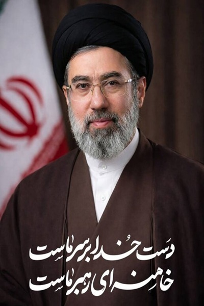 ارسالی//// واکنش هنرمندان هنرهای تجسمی به انتخاب رهبر سوم انقلاب و حوادث جنگ+آثار