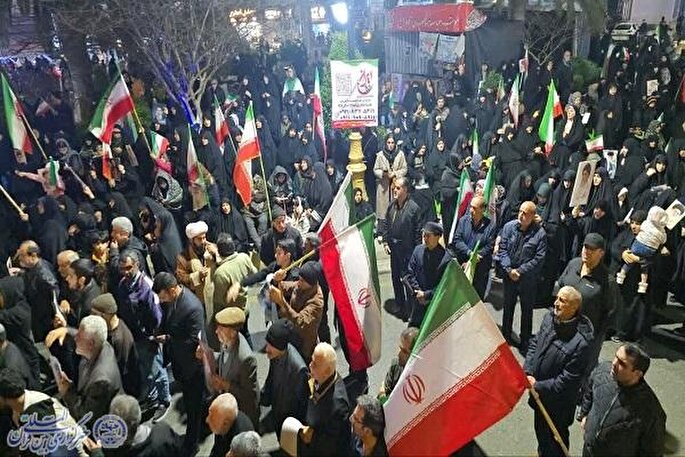 بیست‌ونهمین تجمع شبانه مردم بابلسر در دفاع از وطن برگزار شد + عکس