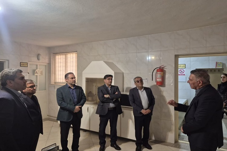 بازدید مسئولان اقتصادی از شهرک صنعتی شیراز