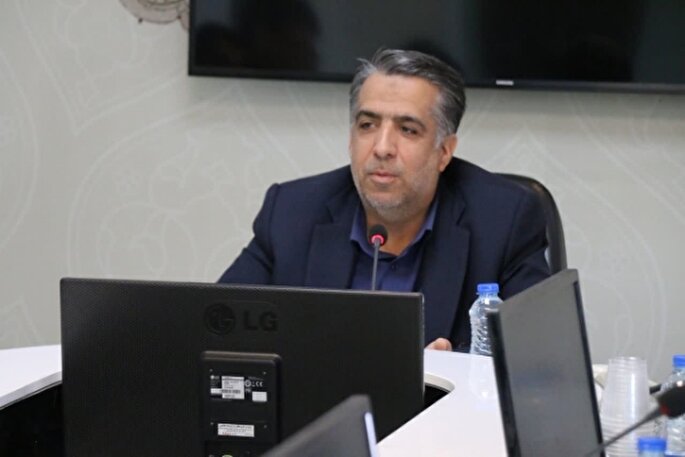 اجتماع بزرگ هنرمندان کرمان در کنار مردم برگزار می‌شود