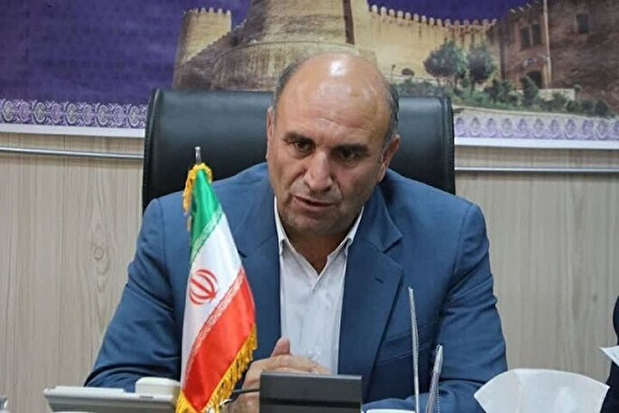 قلم دانش‌آموزان مانند سلاح رزمندگان در جنگ است