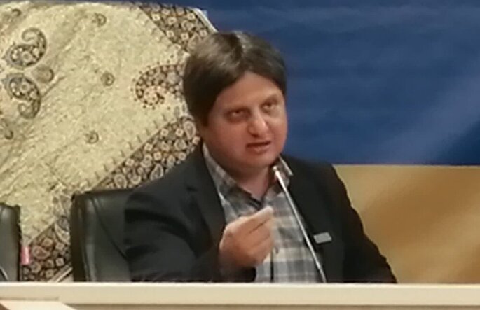 سعدی شاعر انسان‌دوستی است