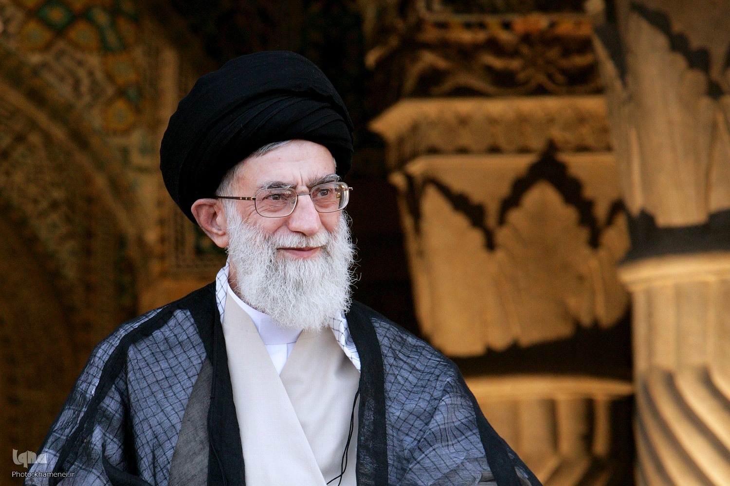 برگزاری شب خاطره با محوریت خاطرات رهبر شهید