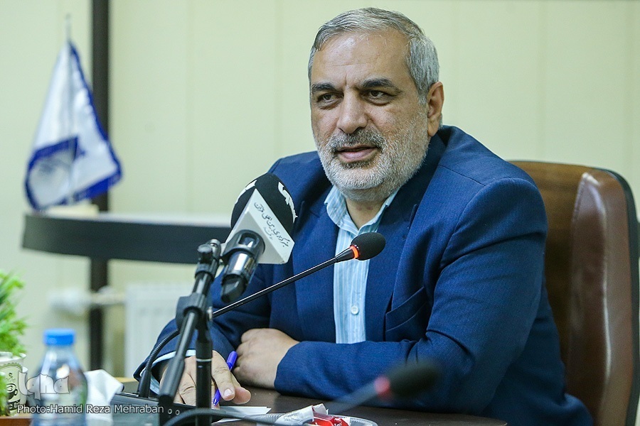 ضرورت تقویت جریان همخوانی قرآن و تولید سرود‌های حماسی