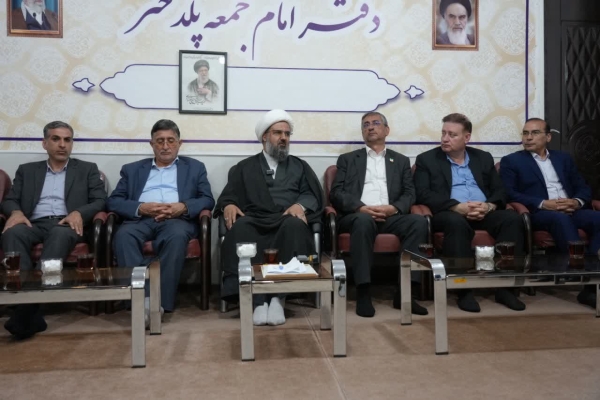 دیدار استاندار لرستان با امام جمعه پلدختر