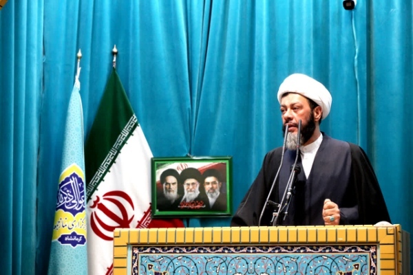 حجت‌الاسلام والمسلمین محمد حاج آخوند امام جمعه موقت کرمانشاه