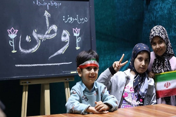 آماده انتشار برای شنبه 12 اردیبهشت////// معلم؛ قهرمان خاموش و نماد مقاومت