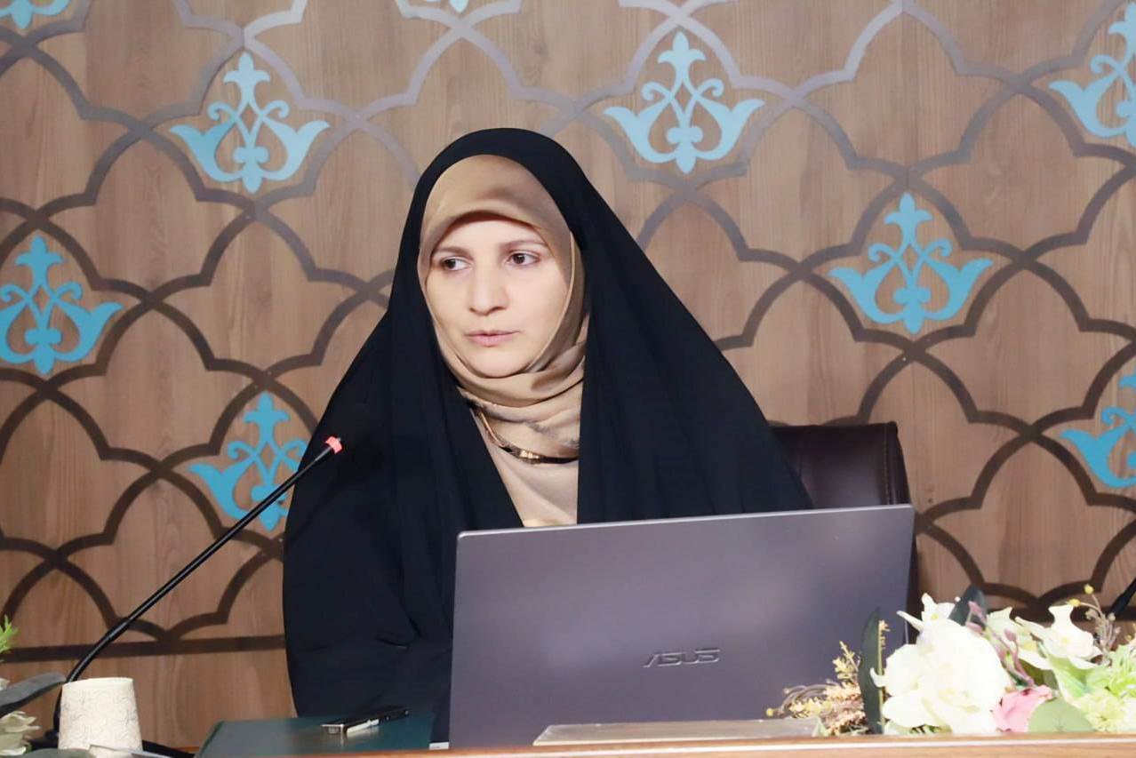 چرا در عصر بمباران اطلاعاتی به معلم نیاز داریم