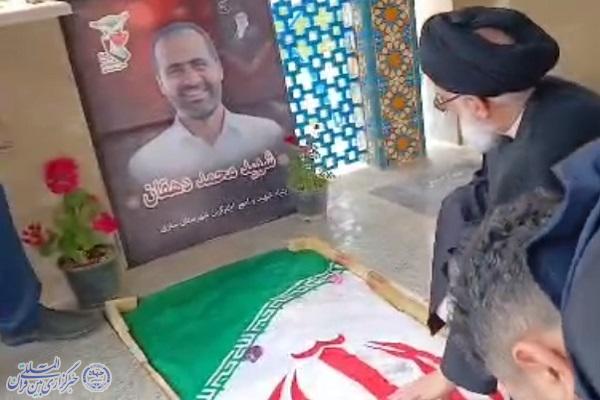 دیدار آیت‌الله پیشنمازی با خانواده‌های شهدای جنگ رمضان و جنگ ۱۲ روزه در بخش دودانگه ساری