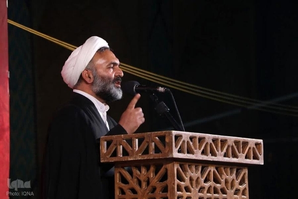 ایمان و عمل به دستورات الهی اسباب پیروزی ملت ایران است ایمان و عمل به دستورات الهی اسباب پیروزی ملت ایران است