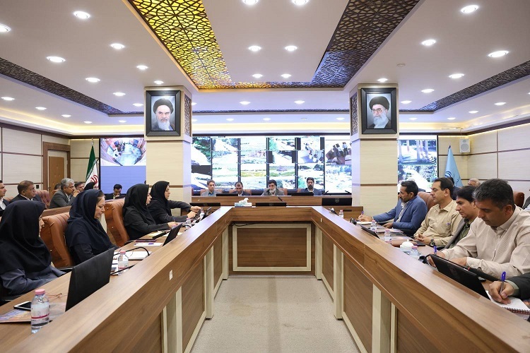 نشست آموزشی و هماهنگی مدیران میراث‌فرهنگی شهرستان‌های استان فارس