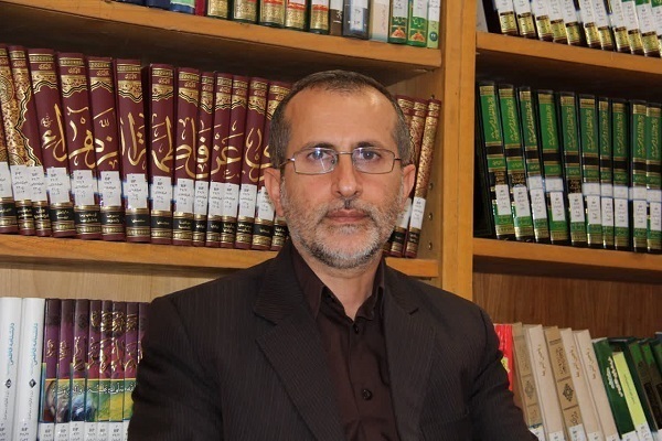 مرتضی شیرودی، دانشیار گروه تمدن و سیاست اسلامی مرکز پژوهشی تمدن اسلامی
