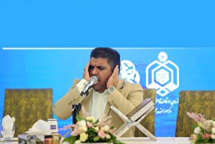قاری حقیقی قرآن در جبهه باطل نمی‌ایستد