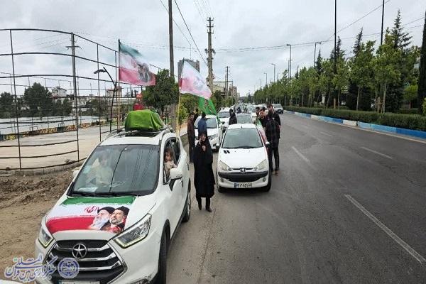برگزاری کاروان خودرویی و زنجیره انسانی در احمدکلا