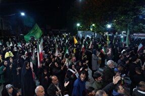 عکس | پنجاه و دومین شب حضور مردم لرستان در میدان ایستادگی