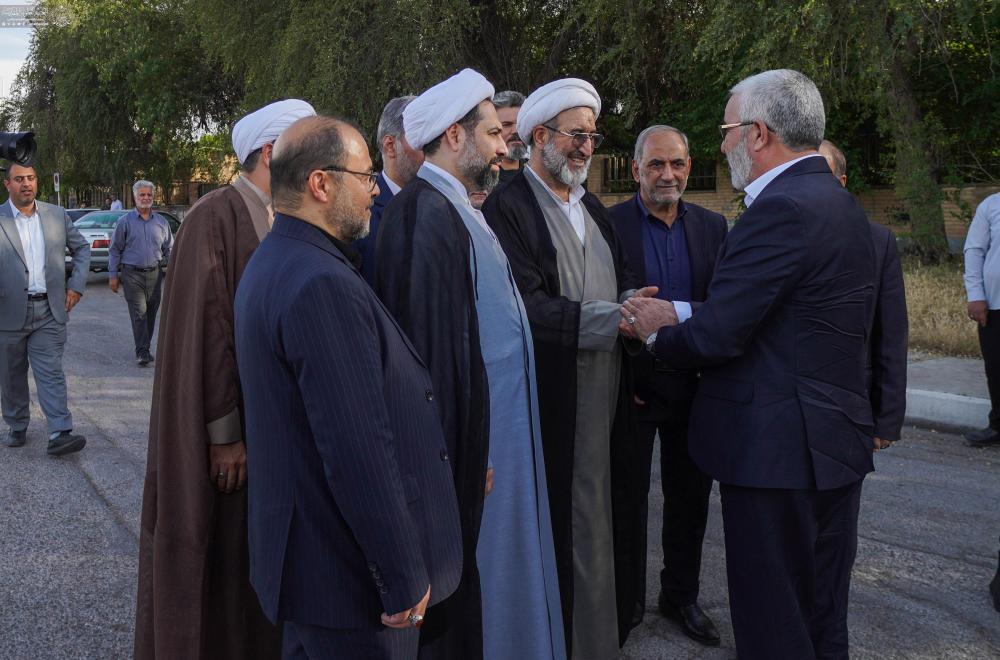آغاز پویش هم‌بستگی خادمان حرم امام علی(ع) با ملت ایران