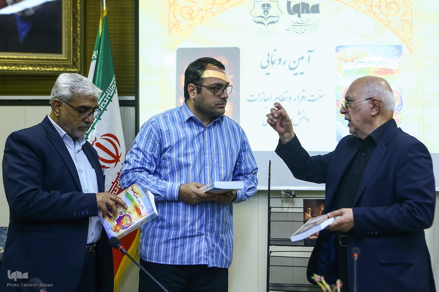 قاریان ابزار حفاظت از قرآن در برابر آفت تحریف هستند