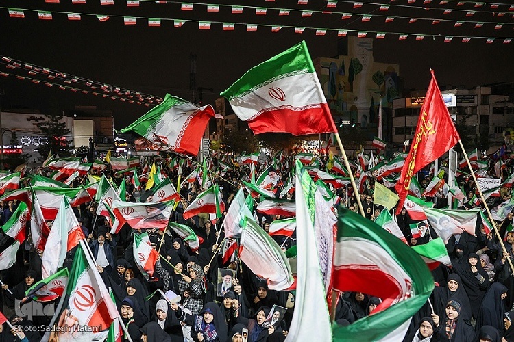 اجتماع مردمی مشهدی‌ها