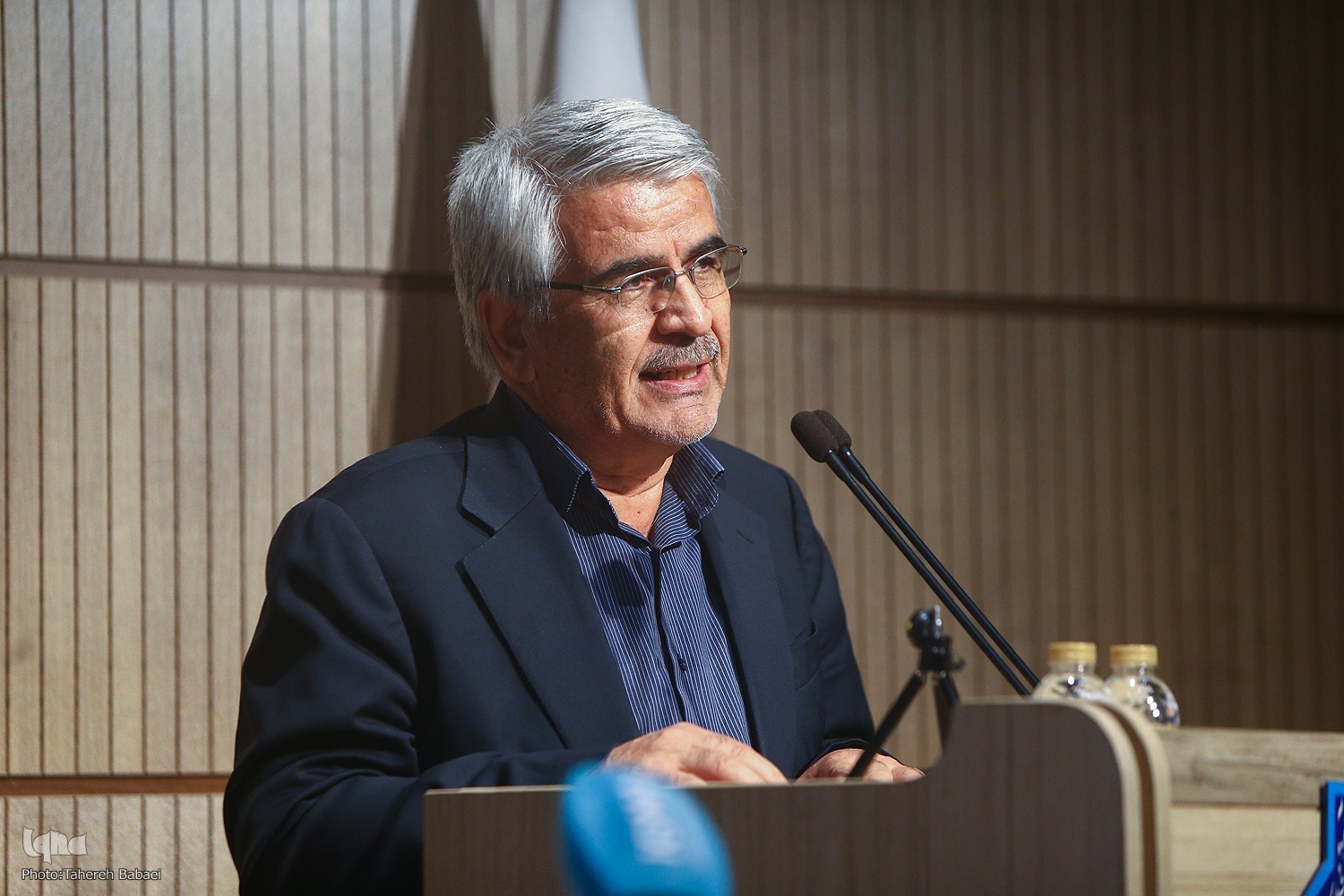 در