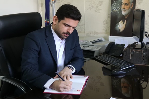 افتخارآفرینی دانشآموزان ناحیه یک یزد در مسابقات قرآن افتخارآفرینی دانشآموزان ناحیه یک یزد در مسابقات قرآن