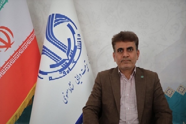محمود مهرآوران، عضو هیئت علمی گروه زبان و ادبیات فارسی دانشگاه قم