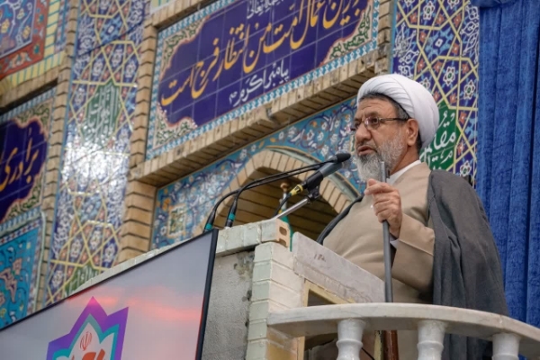 حجت الاسلام والمسلمین حسن علیدادی‌سلیمانی نماینده ولی‌فقیه در استان و امام جمعه کرمان