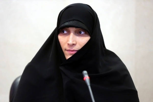 فاطمه حیدری، مشاور امور بانوان استانداری قم