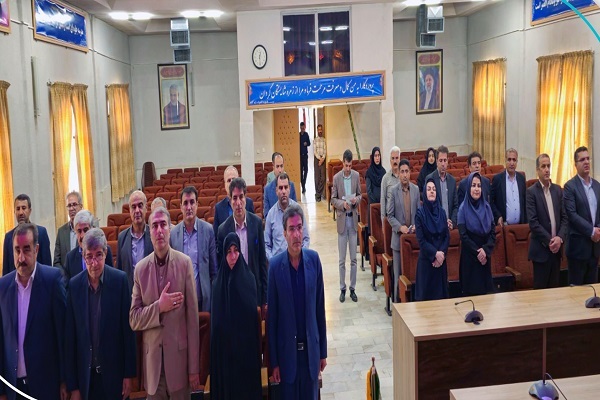 نشست مشترک شورای معاونان آموزش و پرورشهای نواحی یک و دو شهرستان سنندج نشست مشترک شورای معاونان آموزش و پرورشهای نواحی یک و دو شهرستان سنندج