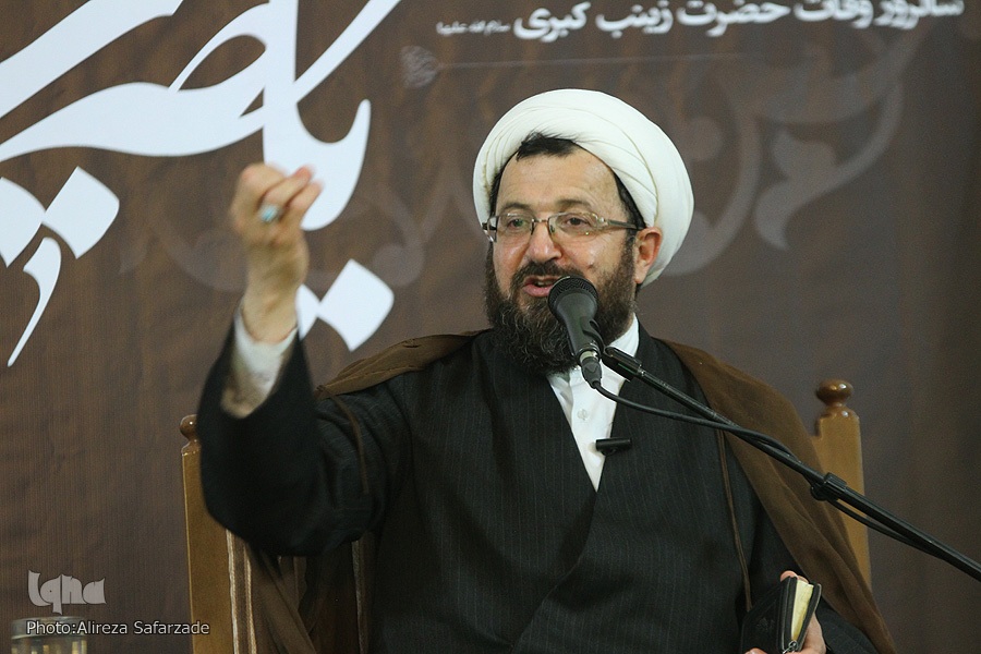 حجت‌الاسلام و المسلمین مهدی ماندگاری، مدرس و خطیب حوزه علمیه