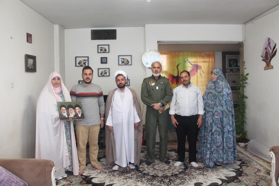 دیدار با زوج حافظ قرآن در مرکز آموزش هوانیروز شهید وطن‌پور اصفهان