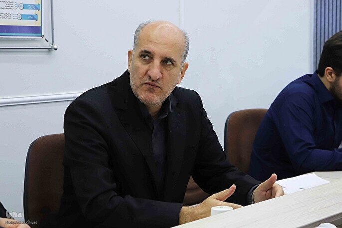 توجه به خرد جمعی نقش مهمی در عبور از چالش‌ها دارد