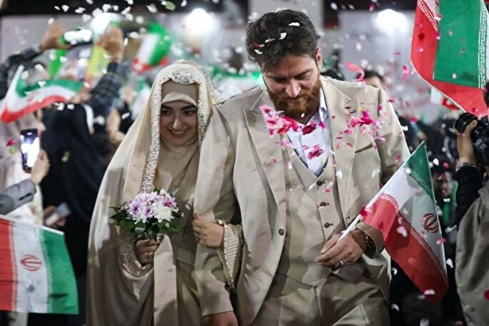 دستگاه‌های اجرایی برای تسهیل ازدواج جوانان تلاش کنند