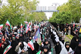 خروش دختران «قائد شهید» در قلب شیراز؛ بیعتی ابدی با آرمان‌های ولایت