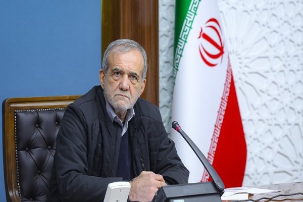 تأکید رئیس‌جمهور بر تغییر رویکردها برای غلبه بر مسائل امروز کشور