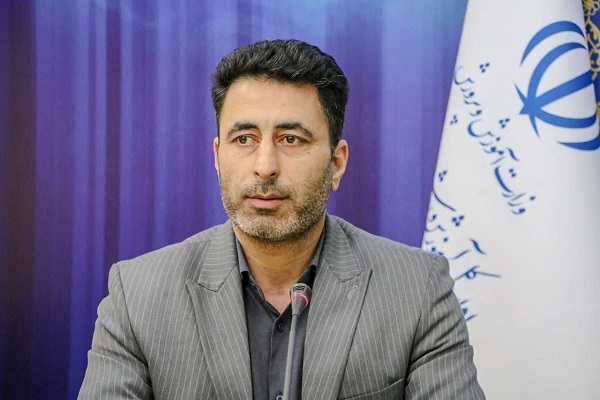 محمد  کرمانی معاون پرورشی و فرهنگی اموزش و پرورش استان سمنان