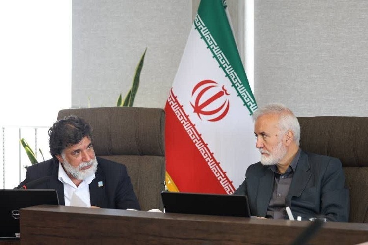 نشست مدیرکل میراث فرهنگی فارس با شهردار شیراز