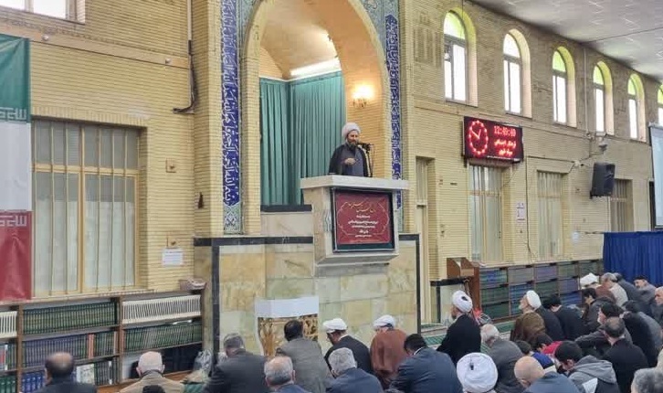 تبعیت از ولایت فقیه رمز عبور از تهدیدها و تحریم‌ها است